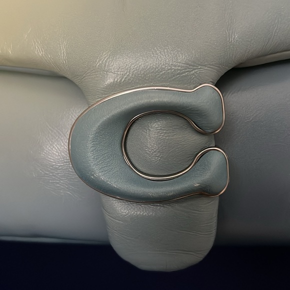 Coach Pillow Tabby Ombre 26 - Picture 11 of 11